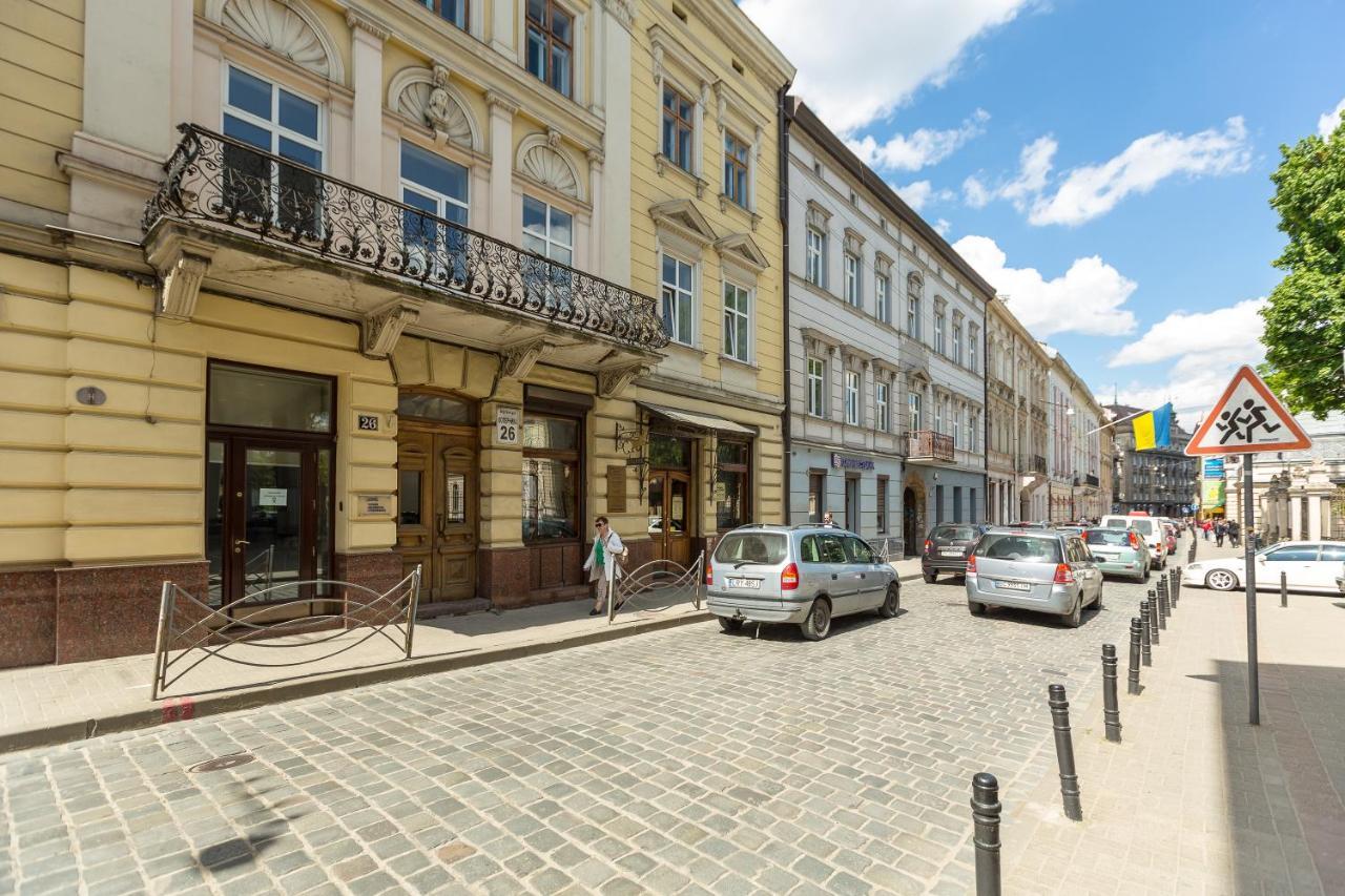 Квартира В Центрі Подобово На Вулиці Коперника 26 Біля Палацу Мистецтв Lviv Dış mekan fotoğraf
